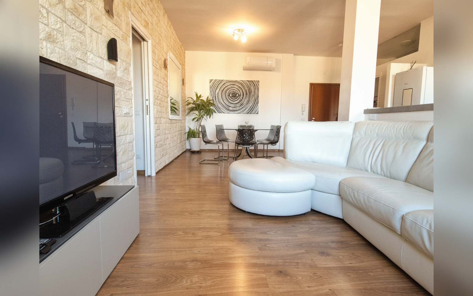 Reggio Emilia Central Design Apartment, Reggio Emilia